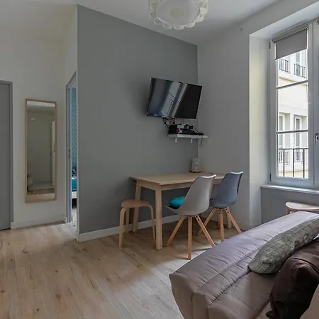 Au Centre De Apartment